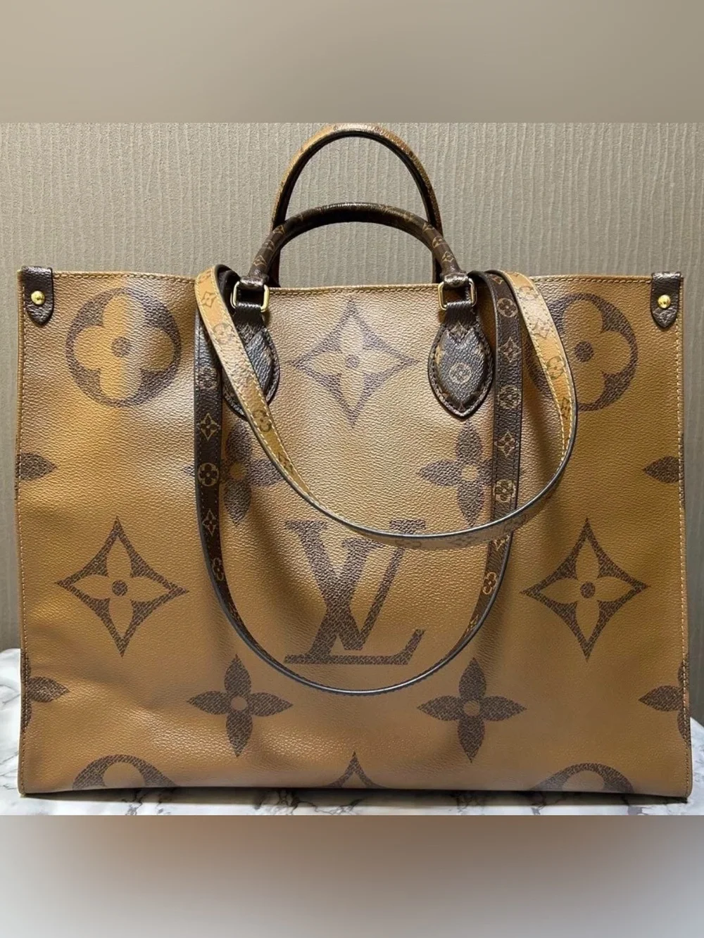 Louis Vuitton Reverse Monogram OnTheGo